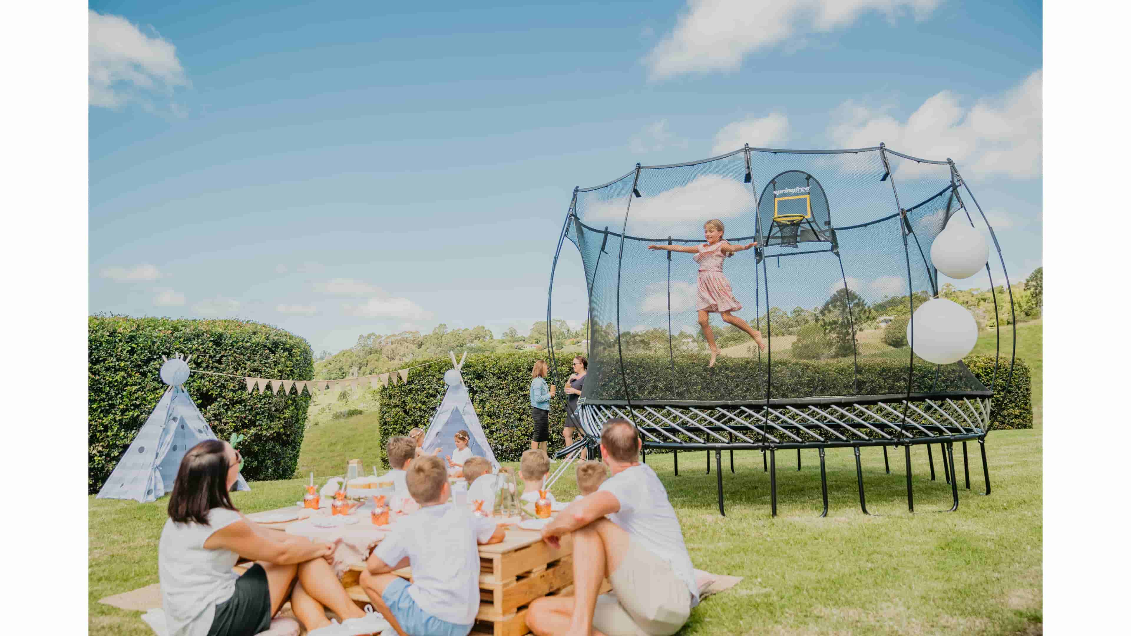 10 ft vs. 12 ft Trampolines: Which One Is Right for You?  