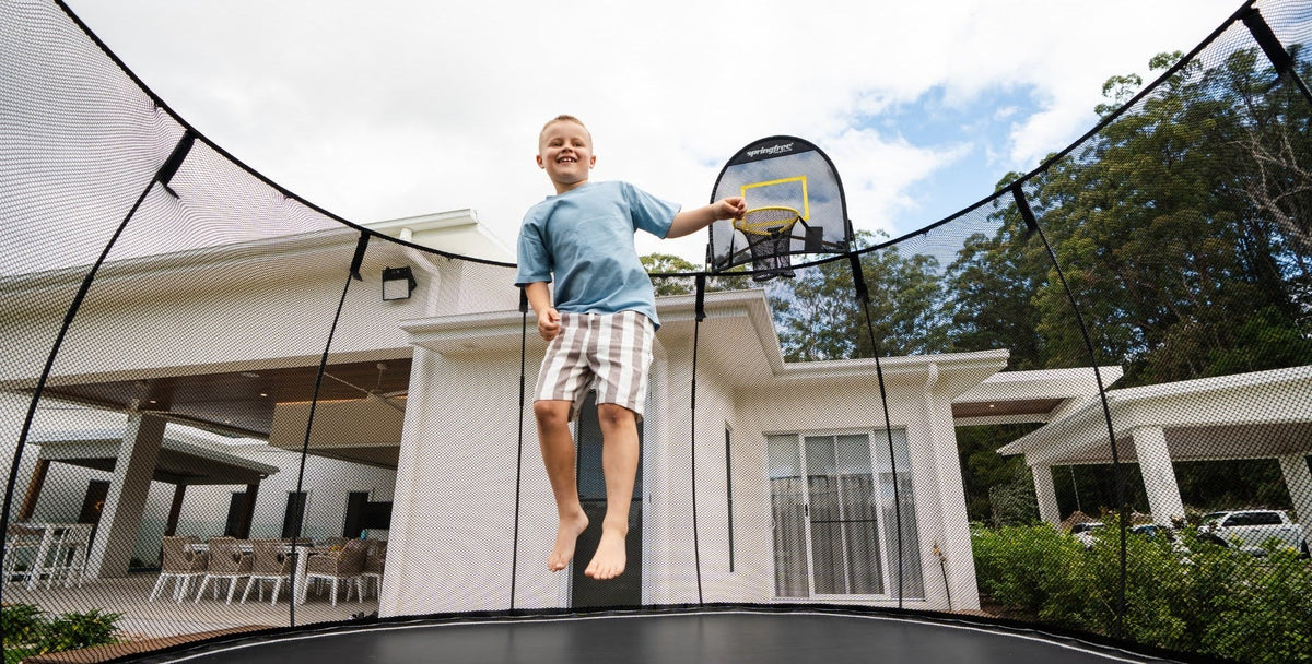 Can Trampoline Jumping Improve Your Running Form: The Forefoot Strike Connection and What Coaches Say