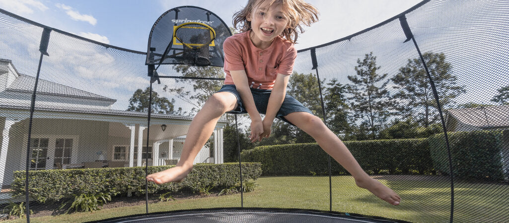 8 Must-Have Accessories to Buy for a Trampoline 