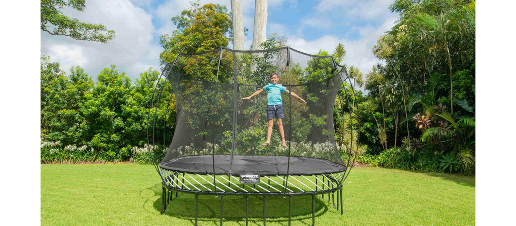 6 Best Backyard Trampolines to Buy at Walmart This Year